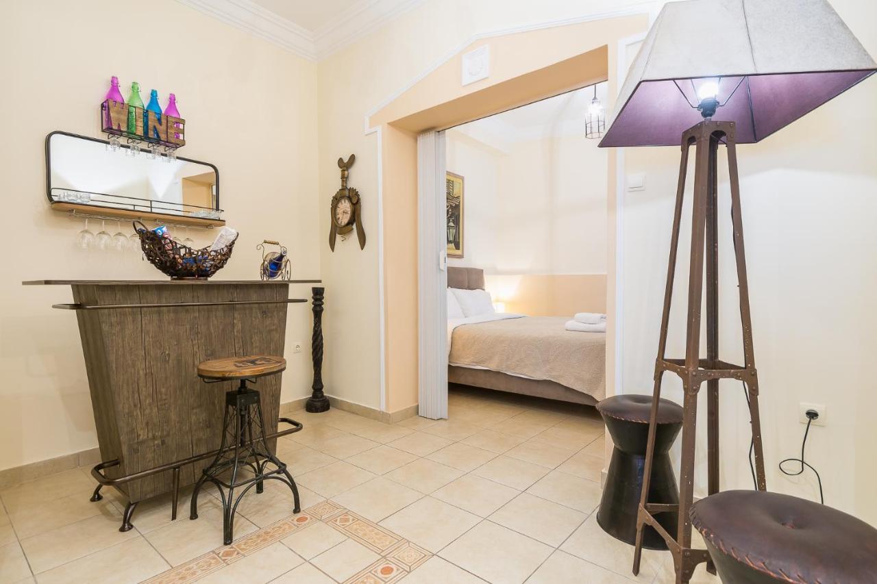 아테네 Family House Next To Acropolis B&B 외부 사진